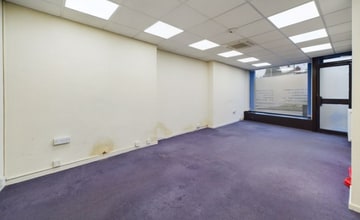 15 Stuart Ter, Pontyclun for lease Interior Photo- Image 1 of 4