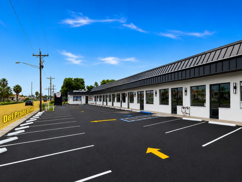 4519-4527 Del Prado Blvd S, Cape Coral, FL for lease - Building Photo - Image 1 of 8