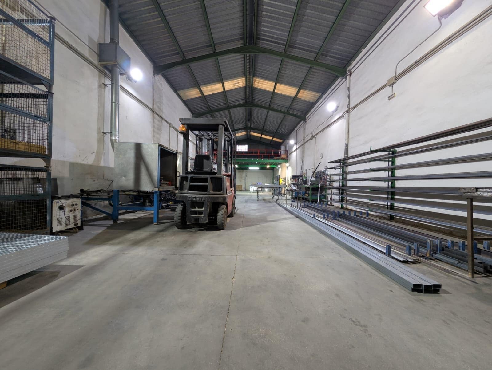 Industrial in Catarroja, Valencia for sale Primary Photo- Image 1 of 31