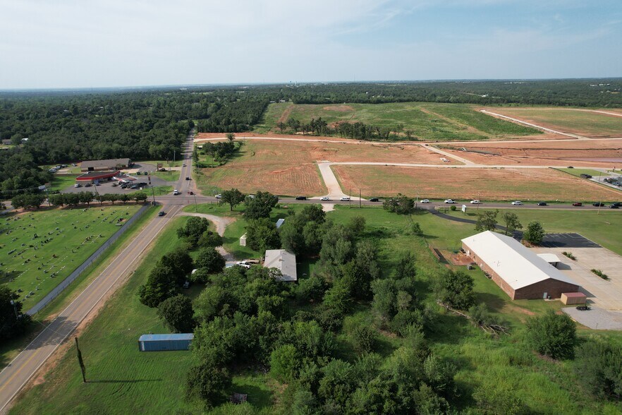 6800 N Sooner Rd, Oklahoma City, OK à vendre - Photo du bâtiment - Image 3 de 9