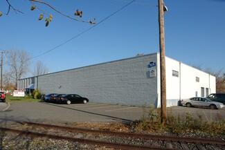 Plus de détails pour 525 Dell Rd, Carlstadt, NJ - Industriel à louer