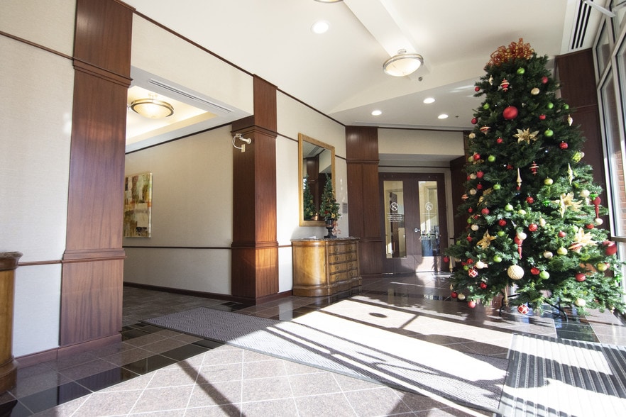 741 W Lanier Ave, Fayetteville, GA for lease - Lobby - Image 3 of 7