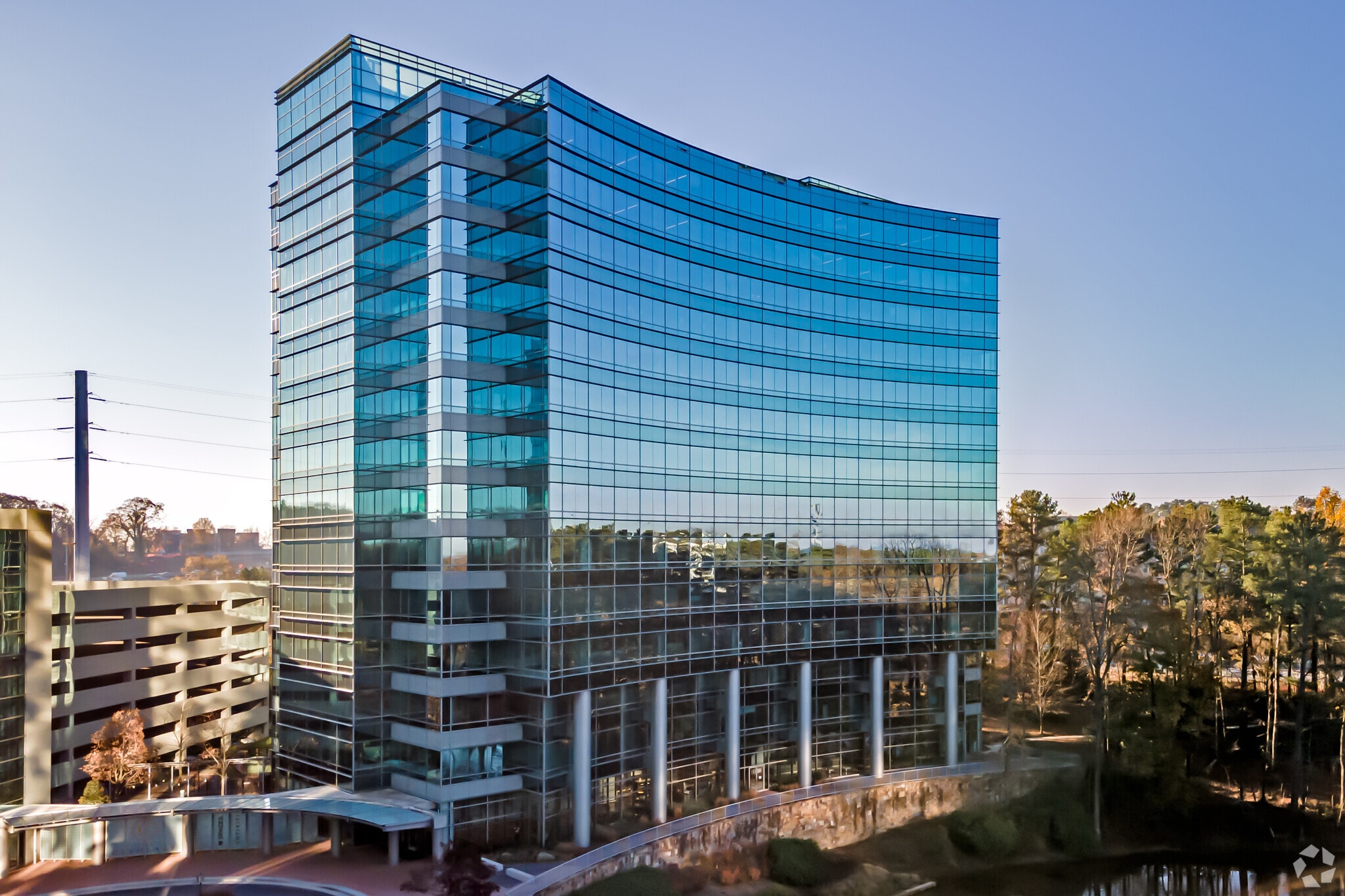 1 Glenlake Pky NE, Atlanta, GA for lease Primary Photo- Image 1 of 10