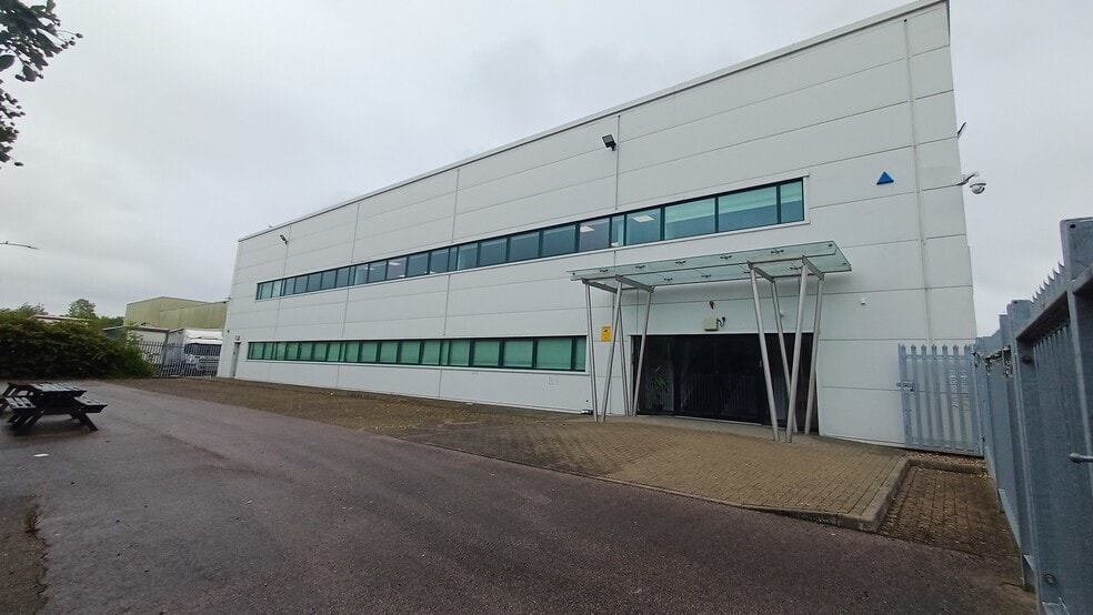 Fenton Way, Basildon for lease - Building Photo - Image 3 of 5