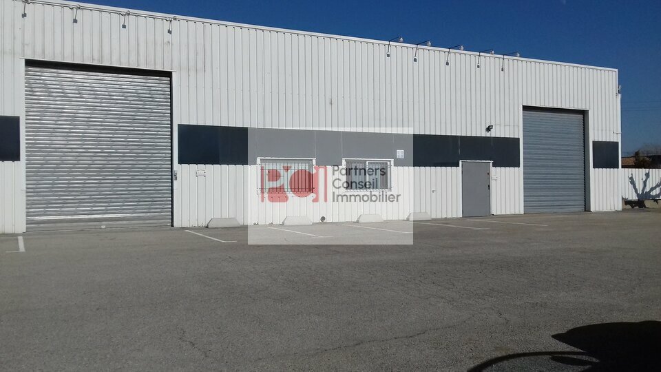 Flex dans Saint-Gilles à louer - Photo du bâtiment - Image 3 de 3