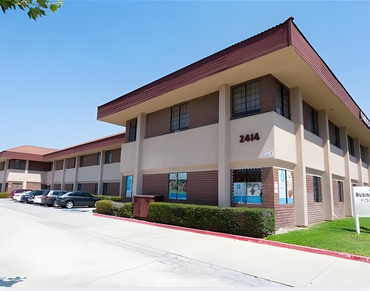 2414 S Fairview St, Santa Ana, CA à louer - Photo du bâtiment - Image 2 de 6