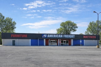 More details for 2490 Main St, Green Bay, WI - Retail for Sale