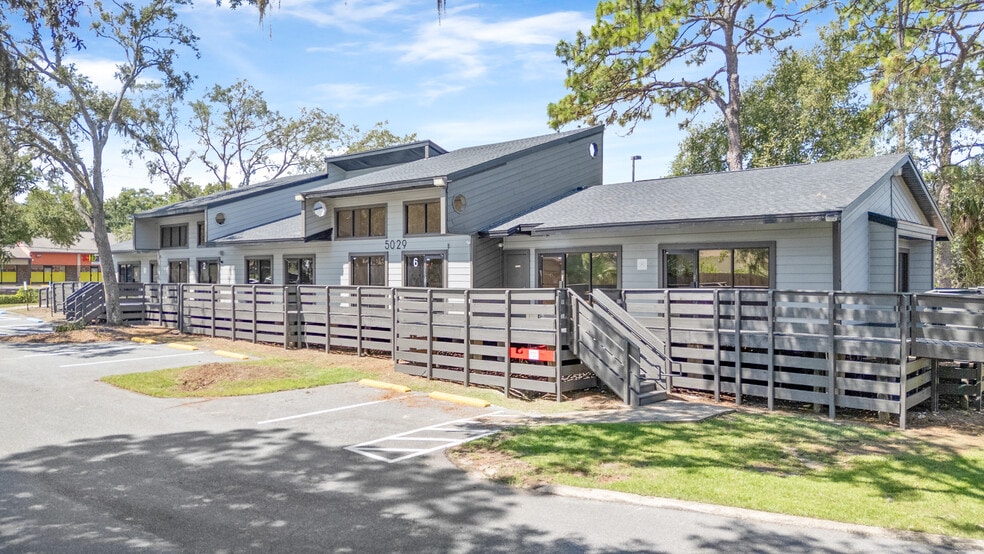 5051 North Ln, Orlando, FL for lease - Building Photo - Image 2 of 11
