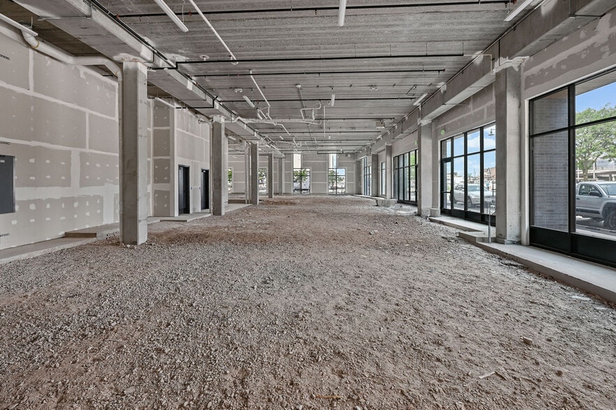 115 E Washington St, Appleton, WI à louer - Photo du bâtiment - Image 3 de 13