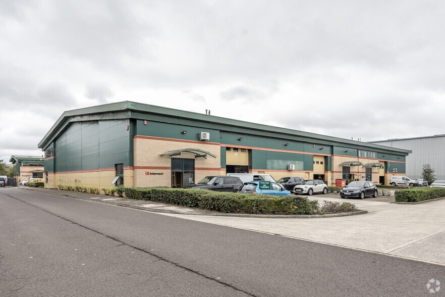 Spitfire Way, South Marston for lease - Primary Photo - Image 1 of 6