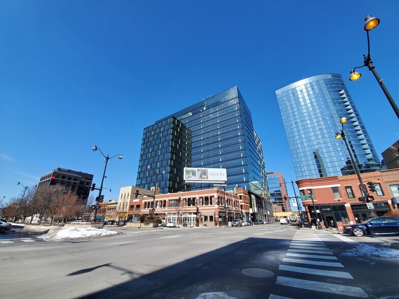 802-804 W Randolph St, Chicago, IL à louer - Photo du bâtiment - Image 3 de 28