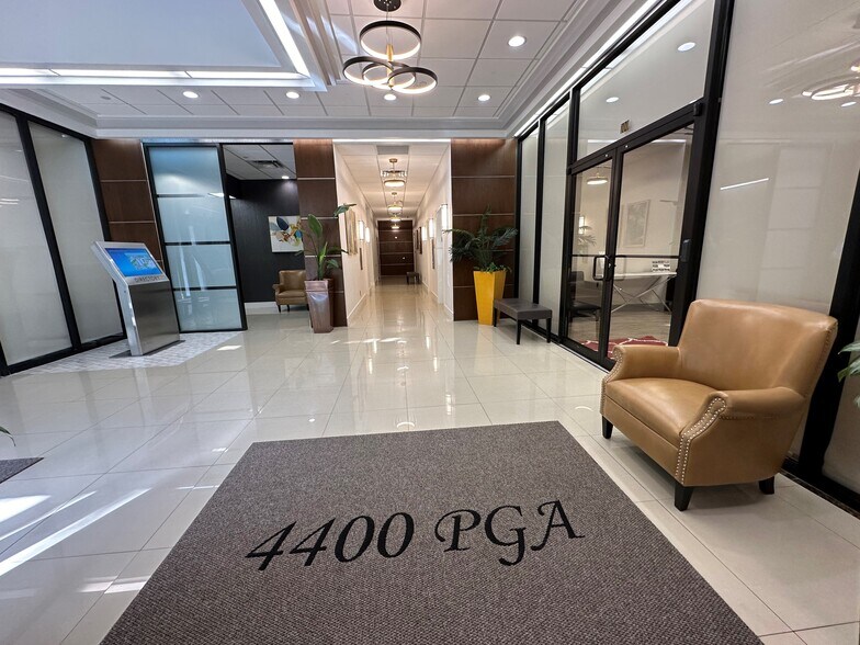 4400 Pga Blvd, Palm Beach Gardens, FL à louer - Photo intérieure - Image 2 de 22