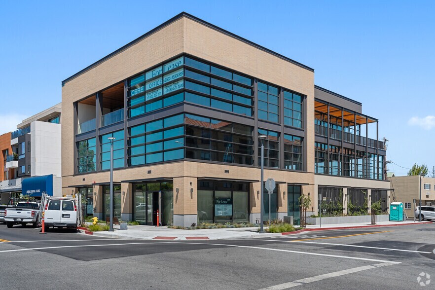 993 Laurel St, San Carlos, CA à vendre - Photo du bâtiment - Image 2 de 20