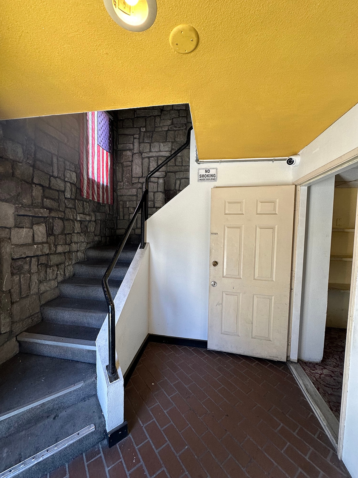 23182 Orange Ave, Lake Forest, CA for lease Interior Photo- Image 1 of 4