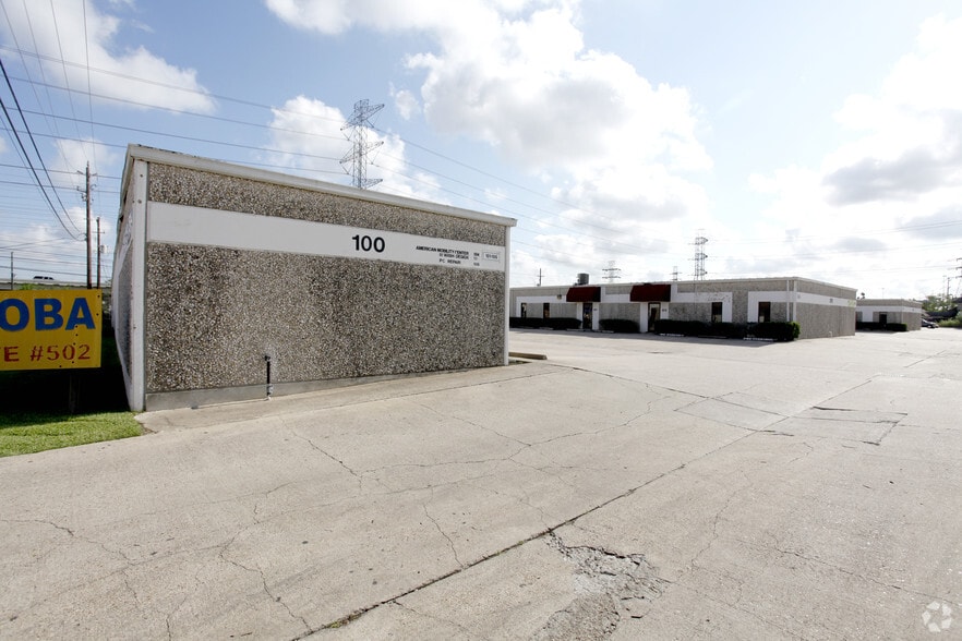 5645 Hillcroft Ave, Houston, TX for lease - Primary Photo - Image 1 of 13