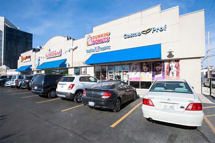 2247 N Milwaukee Ave, Chicago, IL à louer - Photo du bâtiment - Image 3 de 11