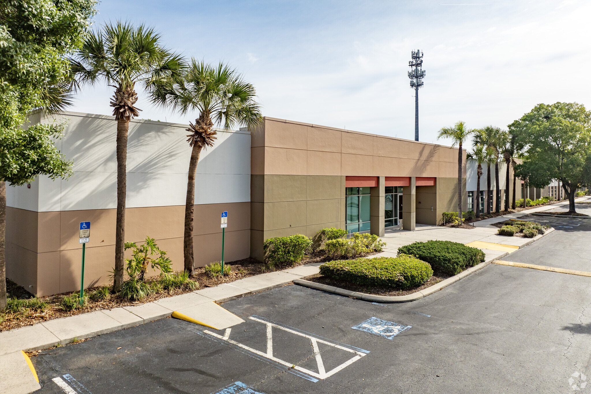 10441 University Center Dr, Tampa, FL for lease Building Photo- Image 1 of 7