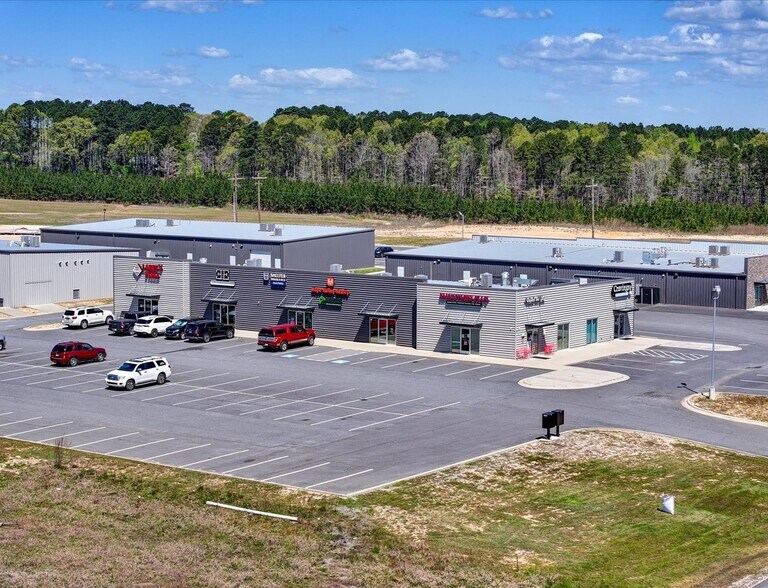 24005 Arch St, Hensley, AR à louer - Photo du bâtiment - Image 2 de 13