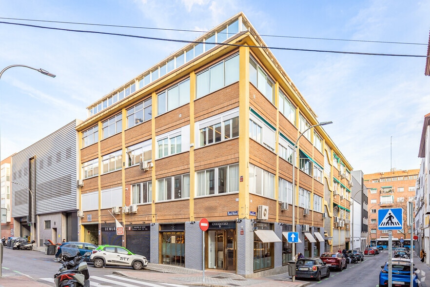 Office in Madrid, Madrid for lease - Building Photo - Image 1 of 6