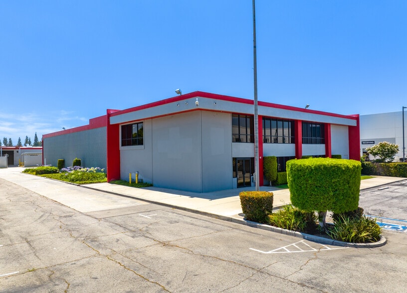 300 S Turnbull Canyon Rd, City of Industry, CA for sale - Building Photo - Image 1 of 5