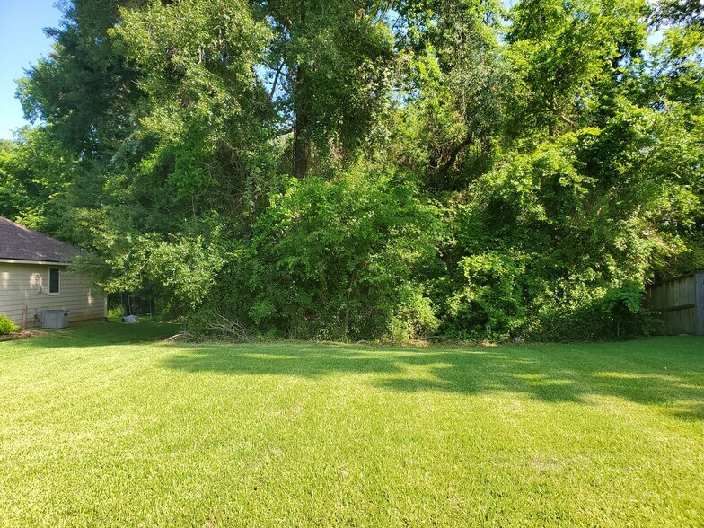 4832 Moonlight, Willis, TX à vendre - Photo du bâtiment - Image 2 de 8