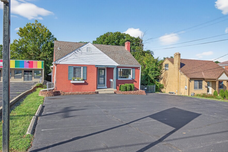 5709 Cheviot Rd, White Oak, OH for sale - Building Photo - Image 2 of 50