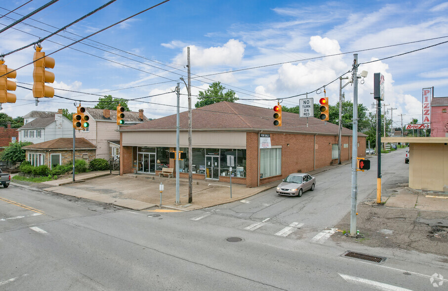 2681 Brodhead Rd, Aliquippa, PA à louer - Photo principale - Image 1 de 12