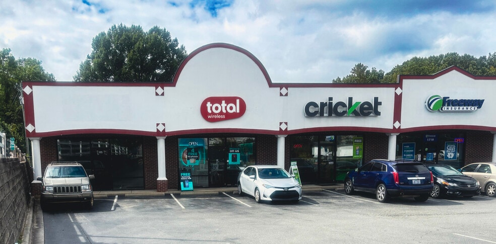 1701-1721 N Church St, Burlington, NC for lease - Building Photo - Image 1 of 6