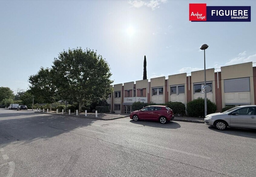 590 Route De La Seds, Vitrolles à vendre - Photo du bâtiment - Image 3 de 13