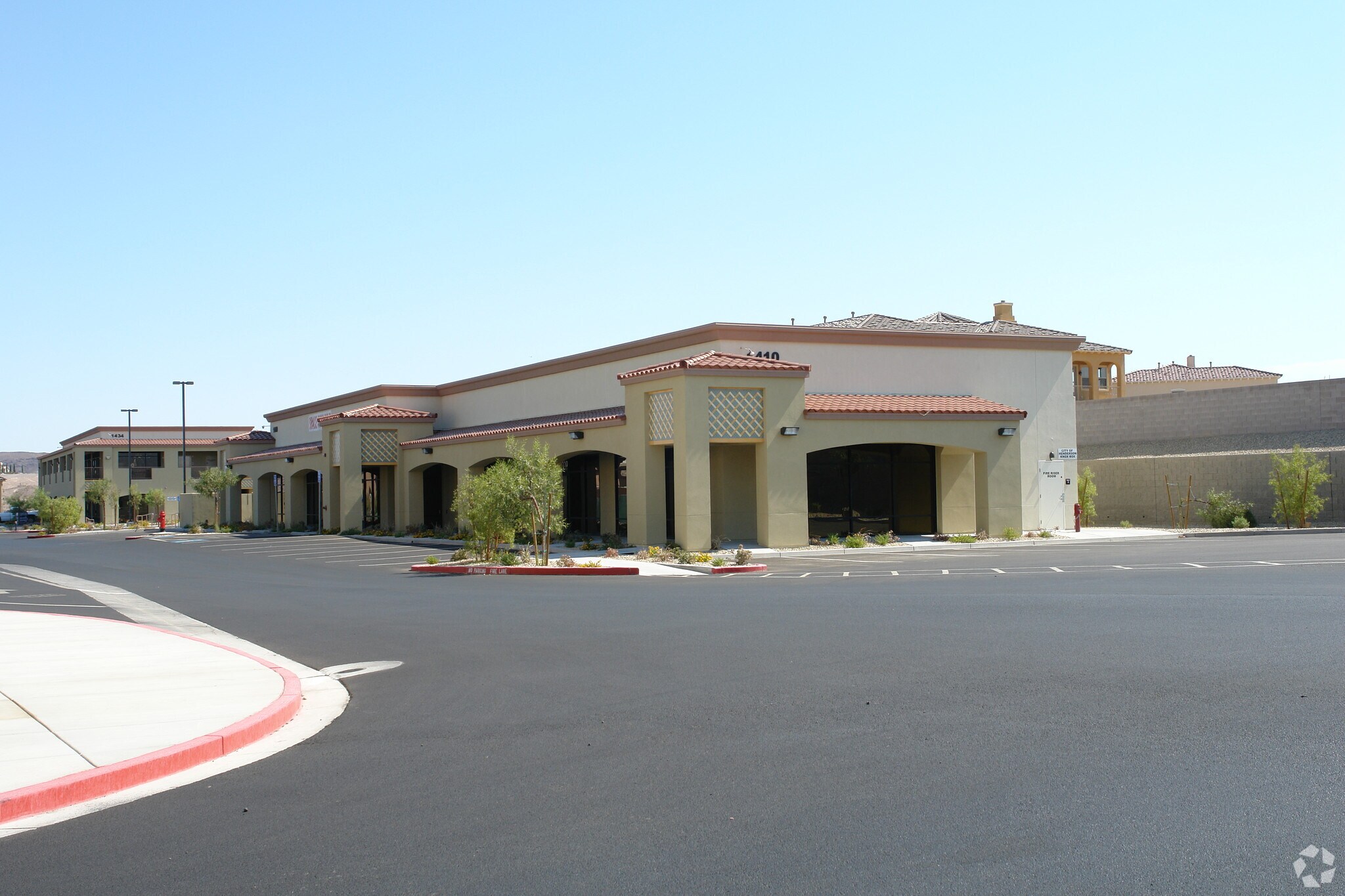 1410 E Lake Mead Pky, Henderson, NV for lease Primary Photo- Image 1 of 24