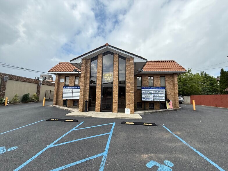 3930 Richmond Ave, Staten Island, NY à louer - Photo du bâtiment - Image 2 de 33