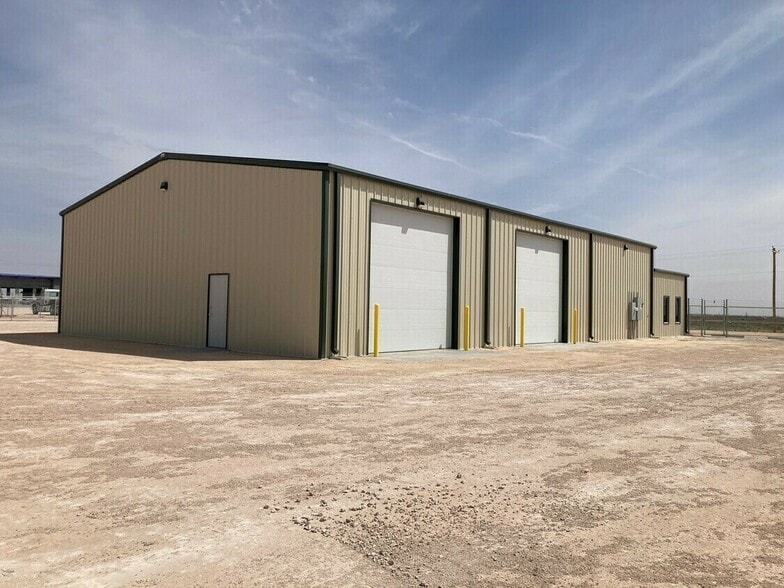 3377 Sotol Way, Pecos, TX for lease - Building Photo - Image 3 of 9