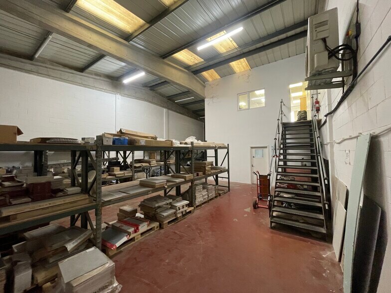 Christen Way, Maidstone à vendre - Photo du bâtiment - Image 2 de 4