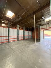 151-153 W Rosecrans Ave, Gardena, CA à louer Photo intérieure- Image 1 de 3