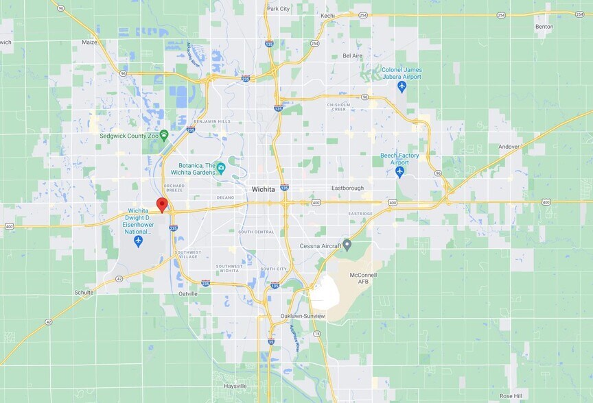 5805 W Kellogg Dr, Wichita, KS à louer - Photo du bâtiment - Image 2 de 20