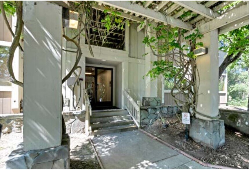 2610 Crow Canyon Rd, San Ramon, CA à louer - Photo du bâtiment - Image 3 de 10