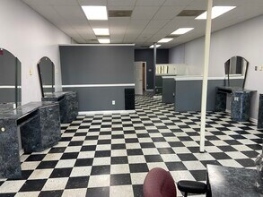 1831 Weeksville Rd, Elizabeth City, NC for lease Building Photo- Image 2 of 9