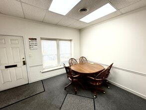 8407 Richmond Hwy, Alexandria, VA à louer Photo intérieure- Image 2 de 21