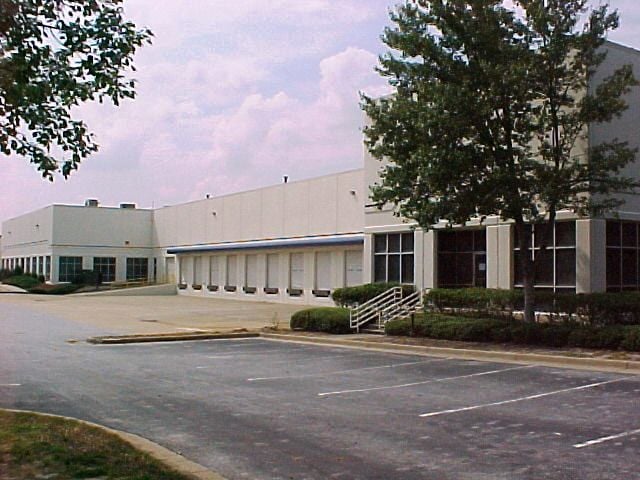 5901 Bakers Ferry Rd SW, Atlanta, GA for lease - Building Photo - Image 3 of 8