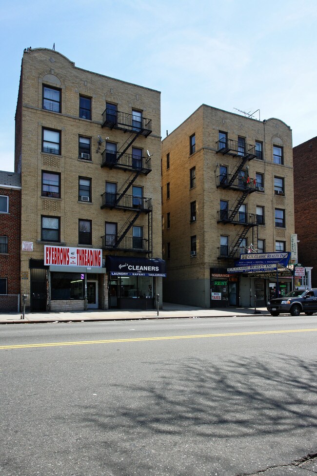 Plus de détails pour 1380-1384 White Plains Rd, Bronx, NY - Commerce de détail à louer