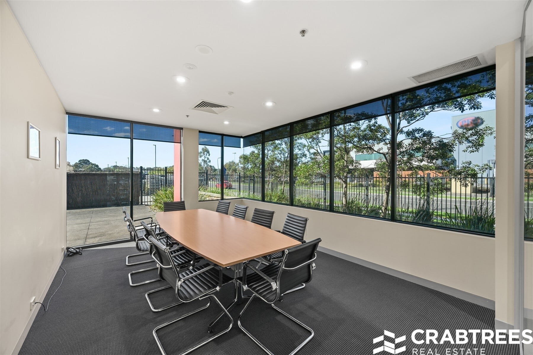 1500 Ferntree Gully Rd, Knoxfield for lease Interior Photo- Image 1 of 7