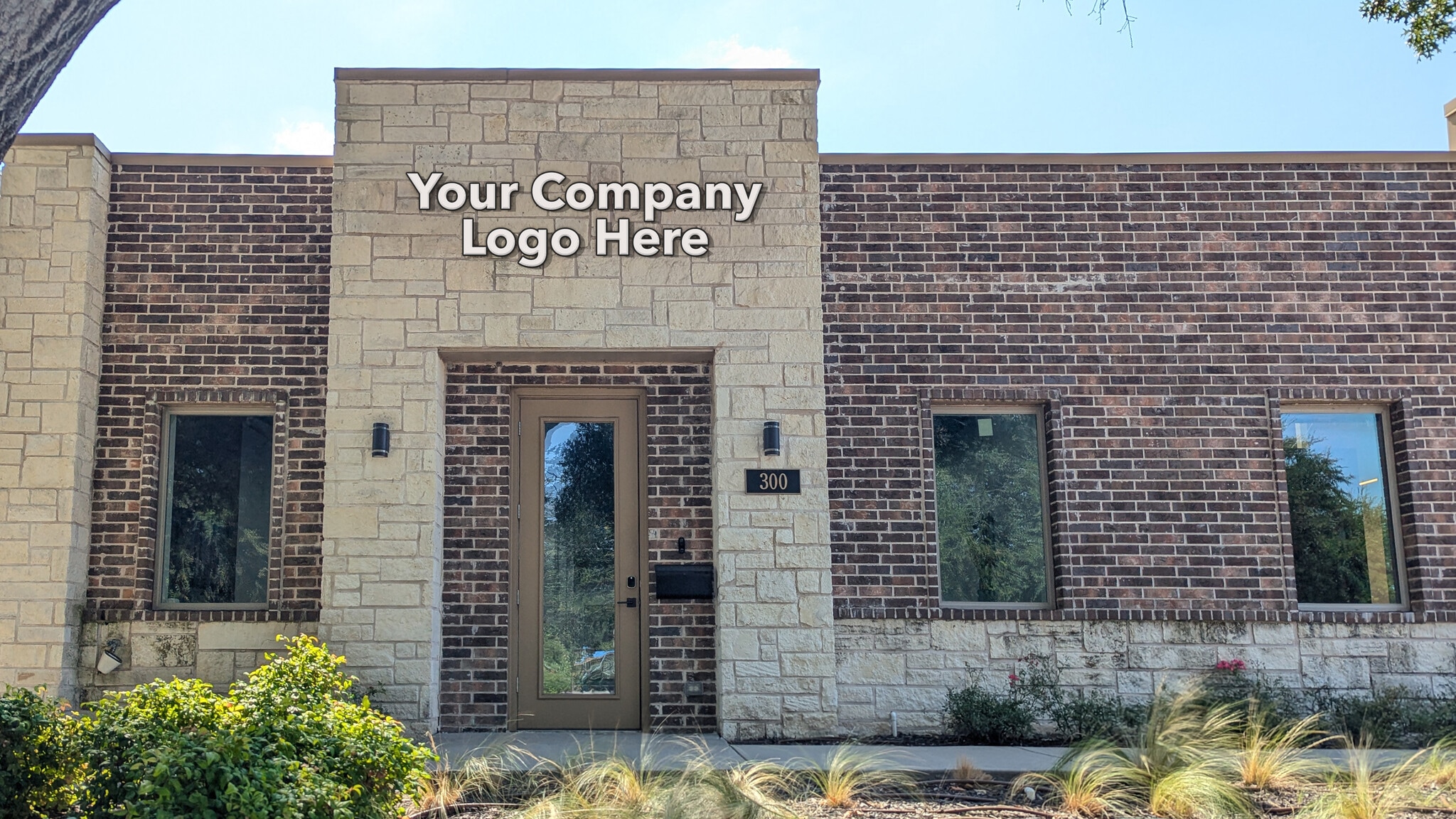 208 S Cottonwood Dr, Richardson, TX for lease Primary Photo- Image 1 of 11