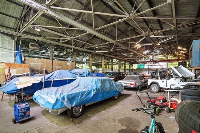 Plus de détails pour 3520 Indian Queen Ln, Philadelphia, PA - Terrain à vendre