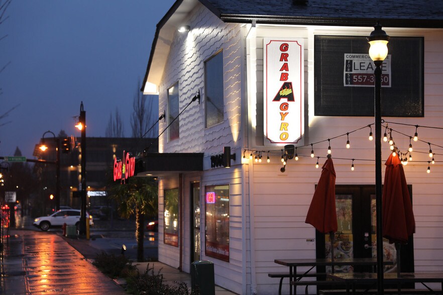 19060 SW Boones Ferry Rd, Tualatin, OR à louer - Photo du bâtiment - Image 1 de 2