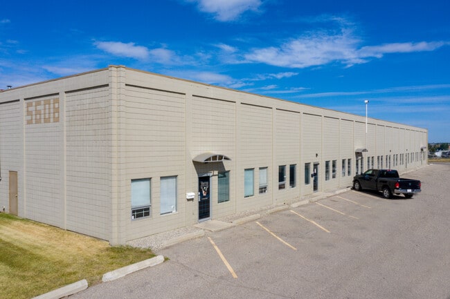 More details for 5608 Burbank Cres SE, Calgary, AB - Industrial for Lease