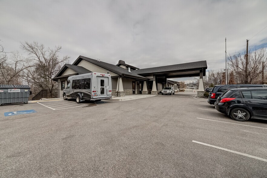 770 S Main St, Kaysville, UT à vendre - Photo du bâtiment - Image 2 de 5