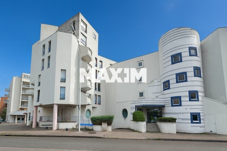 36 Rue Ledru Rollin, Dijon for sale - Building Photo - Image 1 of 8