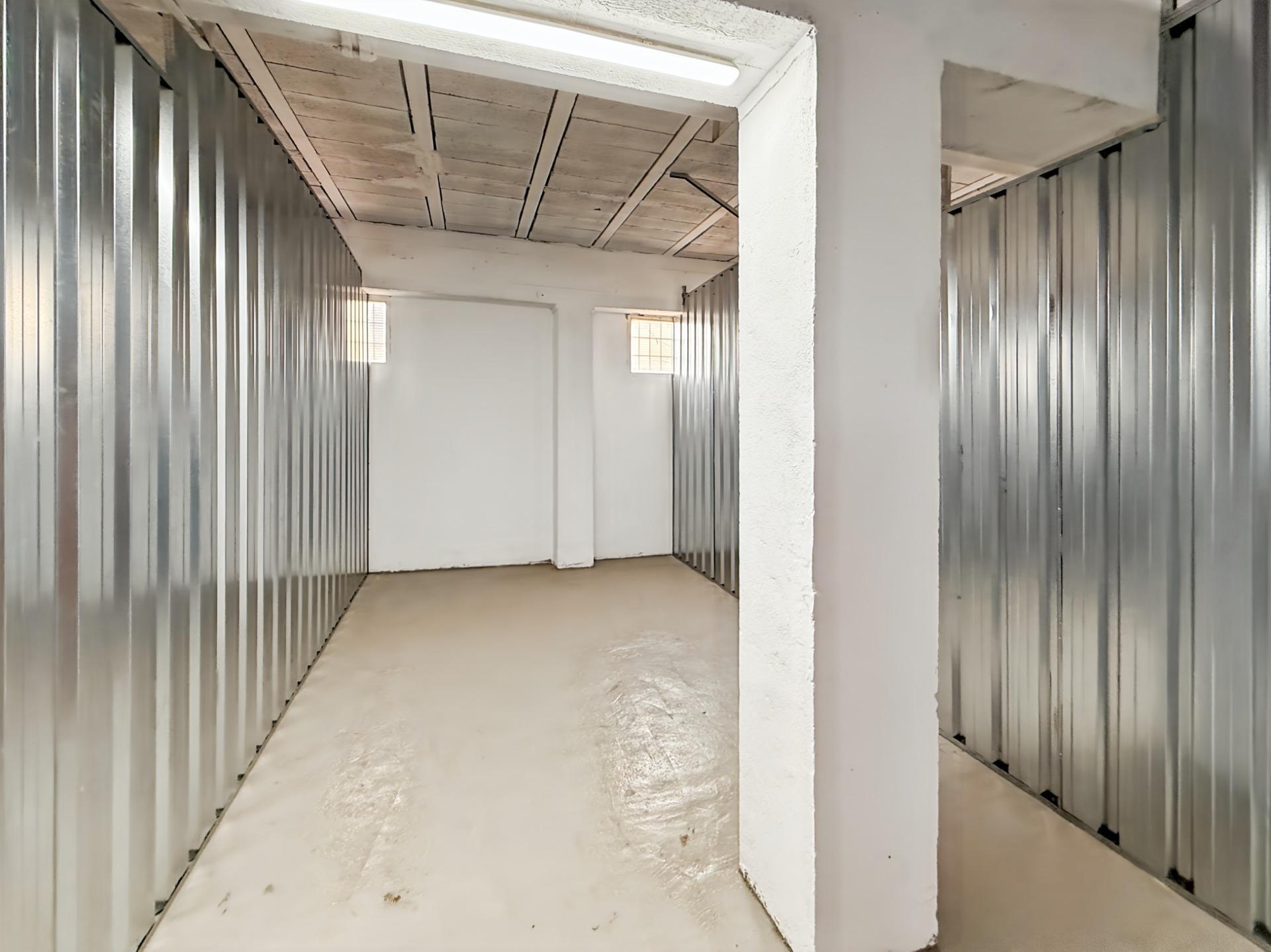 Retail in Palma, Islas Baleares for sale Primary Photo- Image 1 of 14