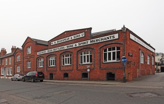 Plus de détails pour 21 Old Brewery Ln, Henley On Thames - Bureau à vendre