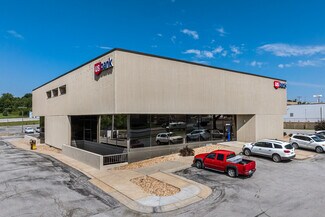 Plus de détails pour 3640 S Noland Rd, Independence, MO - Commerce de détail à vendre